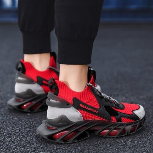 Fashion Men Sports Casual Shoes High Quality Blade Sneakers Flat Male Spring Trendy Old Dad Shoes Chunky Sneakers Zapatos Hombre