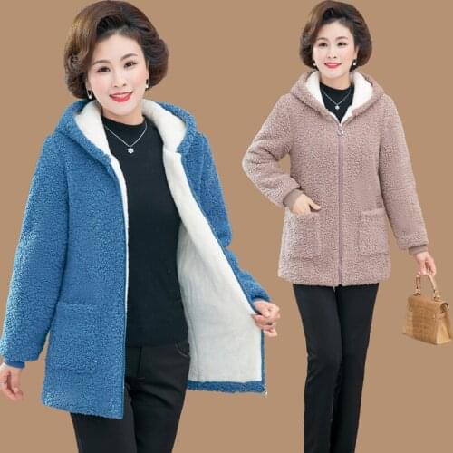 Mother Plus Velvet Thick Hooded Coat Warm Winter Overcoat Women Vintage Polar Fleece Lambswool Velvet Jacket Female Plus Size5XL