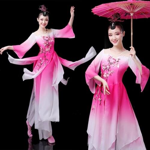Chinese Folk Dance Classical Dance Costumes Women water sleeve dance Performance Clothing Girls Yangko Dance Costumes TA2264