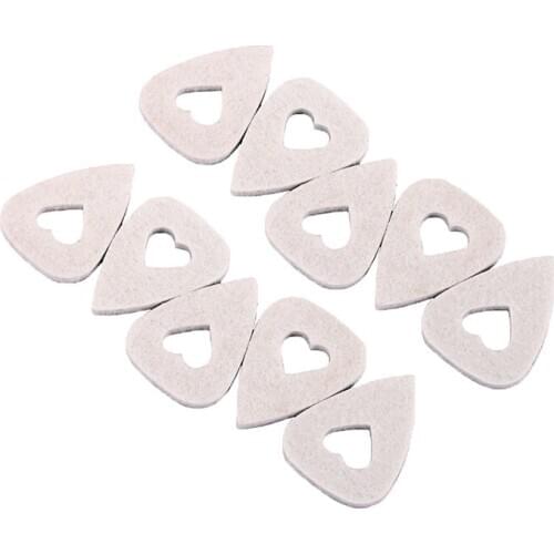 10pcs Wool Felt Guitar Pick Heart Shaped for Guitar Bass Ukulele Mandolin