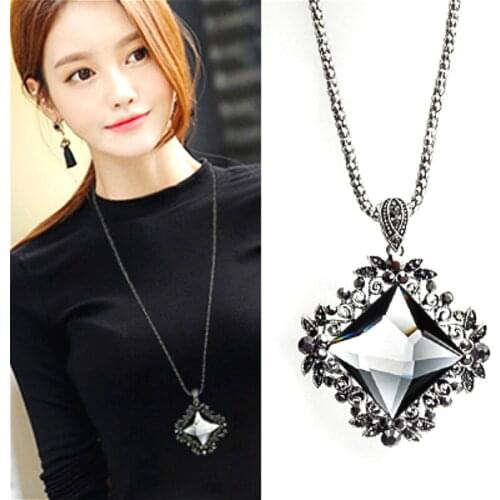 Vintage Geometric Crystal Long Necklace Women Bijoux Fashion Jewelry Sweater Necklaces & Pendants Cute Gift