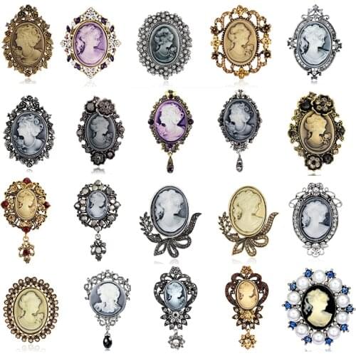 Victorian Crystal Rhinestones Cameo Vintage Brooches for Women Queens Cameo Beauty Head Brooch Pin Clothing Accessor Girl Gift