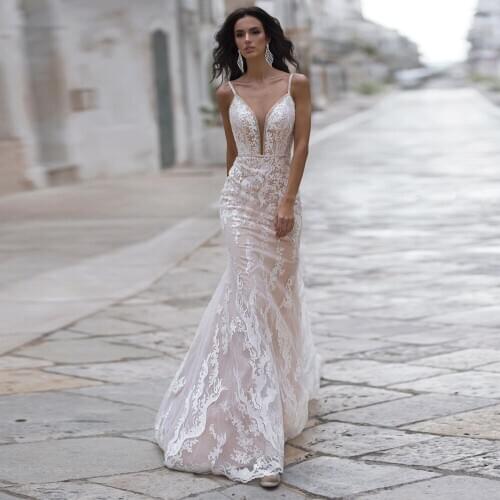 Vestidos Elegant Wedding Dresses Netting Appliques V-Neck Spaghetti Straps Covered Button Mermaid Bridal Gowns