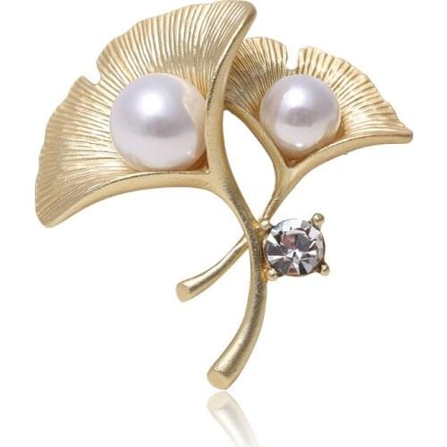 Ginkgo leaf matte Brooch matte plated Pearl Brooch dumb gold dumb silver brooch fashion retro Rhinestone Brooch
