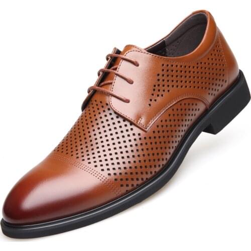 Fashion Perforated Breathable Men Daily Shoes Brogues Men Formal Dress Office Social Designer Wedding Luxury Male Dress Shoes