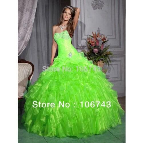 Green ball gown Quinceanera Dress Dubai Ball Gown Tiered Pleats Long Formal Prom Gowns Saudi Arabic Sweet 16 Dresses