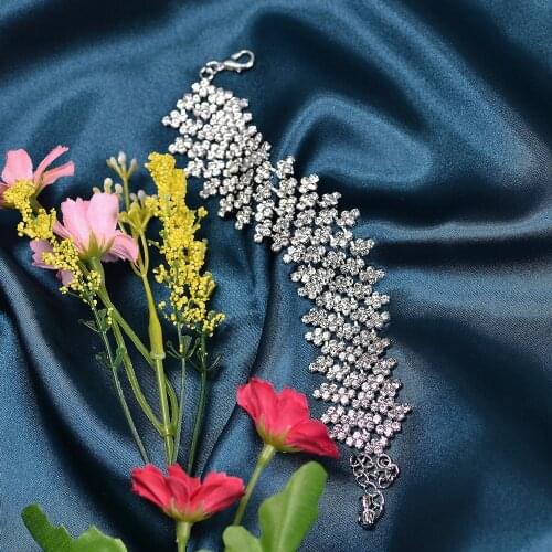 Ladies Crystal Bracelet Wholesale Rhinestone Fashion Jewelry Free Shipping Luxury Star Wedding Prom Accessories L102612