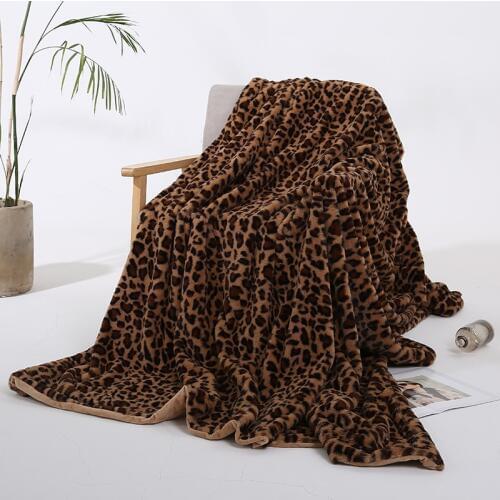 TayoYiNiu Fur Blankets