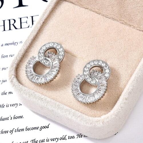 New Fashion Dangle Earrings for Women Korean Personality Circle Crystal Dangle Earring Wedding Jewelry Stud Earrings