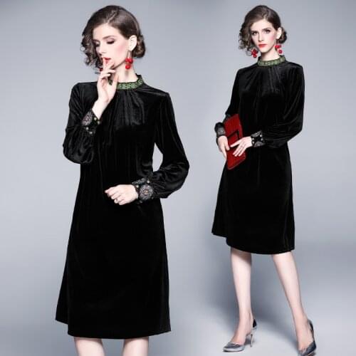 Spring and Autumn New Large Size Womens Retro Ethnic Style Embroidered Black Velvet Long-Sleeve Dress