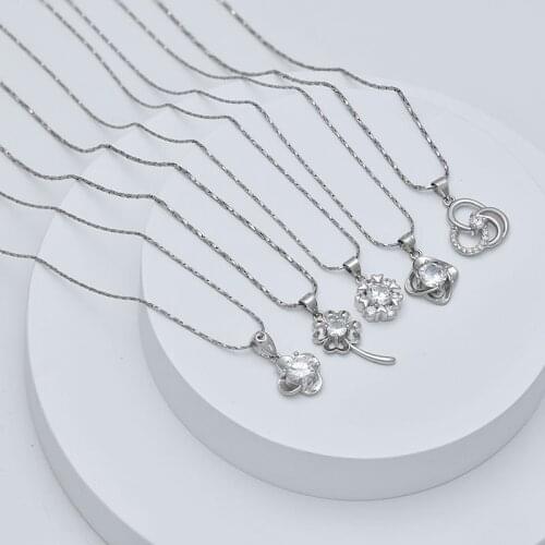 XiaoboACC Chokers On The Neck