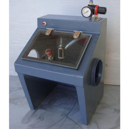 Wet sand-blasting machine for jewelry sand blasting machine