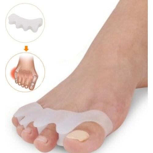 Toe Separator Correction Hallux Valgus Corrector 2PCS Silicone Orthopedic Hammer Separator Straightener Spreader Foot Care Tool
