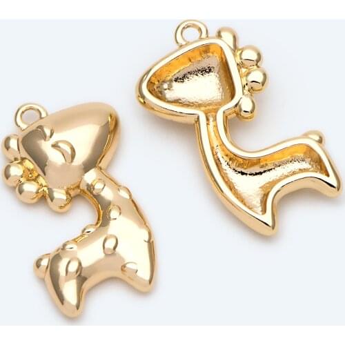 4pcs Gold Giraffe Charm Pendant For Jewelry Making Diy Material Supplies (GB-2352)