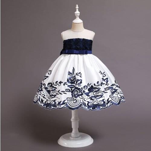 2021 Spring Autumn Embroidered Childrens Dresses For Girls Lace Princess Dresses Bowknot Kids Dress Little Girl Evening Dresses