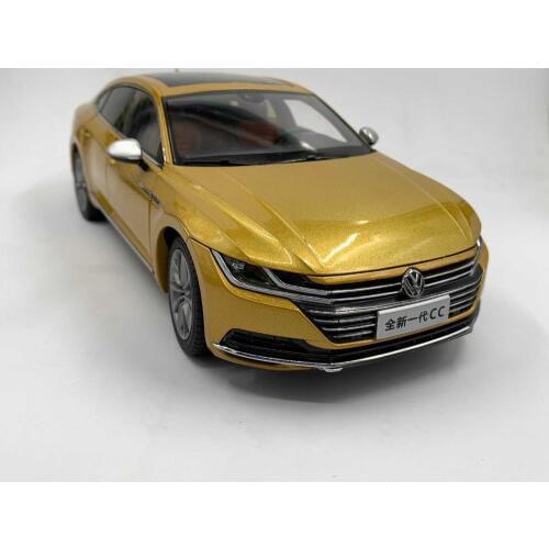 1:18 Diecast Model for Volkswagen VW All New CC Arteon 2018 Gold Alloy Toy Car Miniature Collection Gifts Passat Magotan