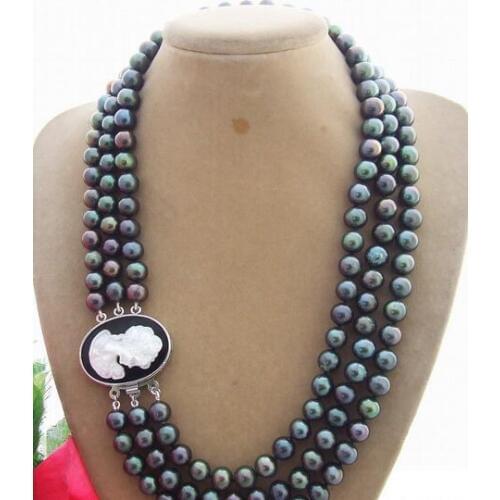 Charming! 8-9mm Black Pearl Necklace
