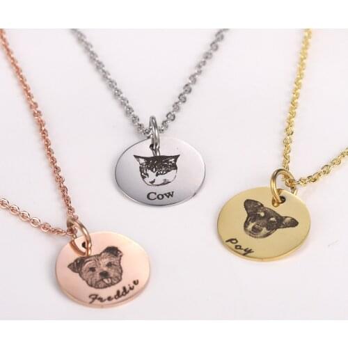 Personalized Engraved Animal Pictures Necklace Initial Letter Necklace Stainless Steel Gold Plated Necklace Nameplate Jewelry