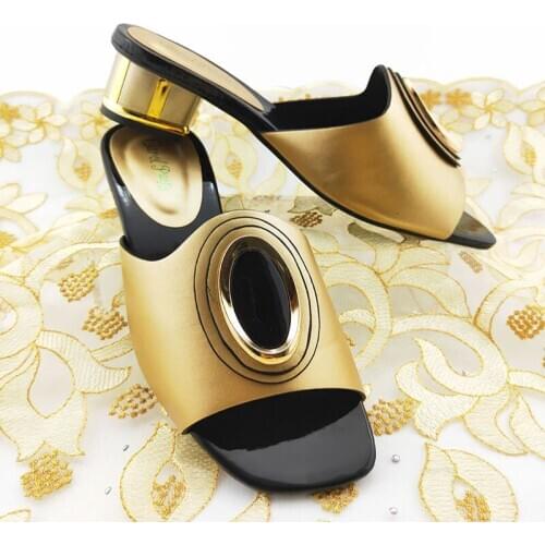 Fashionable African Women Shoes in Gold Color Nigerian Ladies Slipper with Evening Dress for Wedding