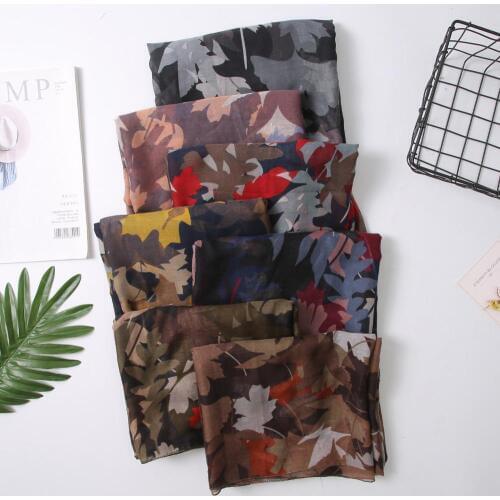 2019 New Beautiful Maple Print Scarves Shawls Women Long Soft Leaves Print Wrap Scarf Muffler Hijab Free Shipping