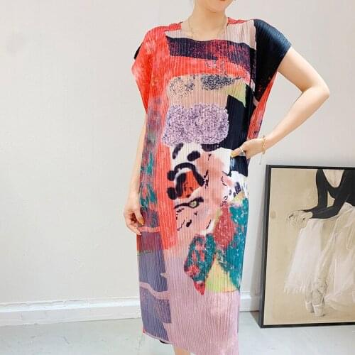 Miyake pleated print fashion dress female 2021 summer new style bat sleeve folda large thin irregular long skirt for woman