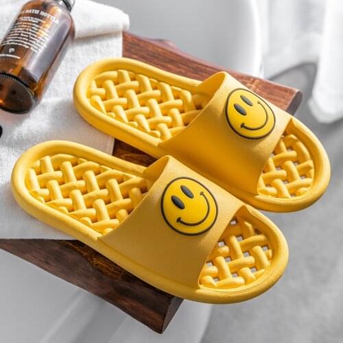 Summer Fashion Casual Hollow Smiley Face Pattern Lovers Indoor Home Shoes Bathroom Bath Non-Slip Quick-Drying Ladies Slippers