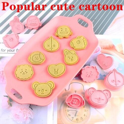 8pcs/set New 3D Cartoon Cookie Cutters Biscuit Mold Baking Mold Cake Party Decorating Tools Press Cookie Cutter Mold