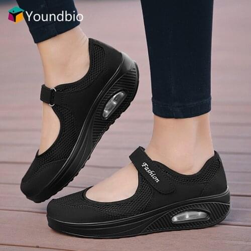 Youndbio Walking Shoes