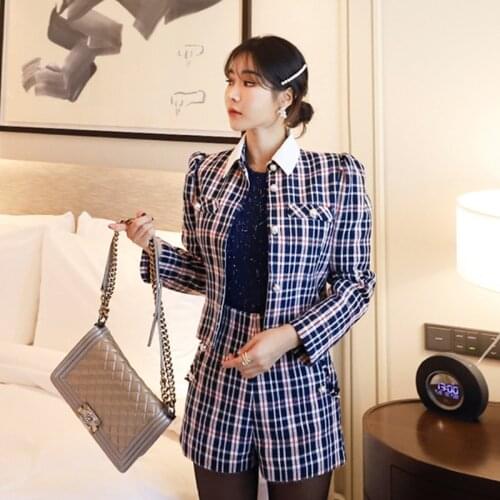 New 2019 Autumn Winter Women single-breasted 2 Piece Set Fashion Pearls Beading Tweed Weave Jacket Coat + Pocket Shorts Set