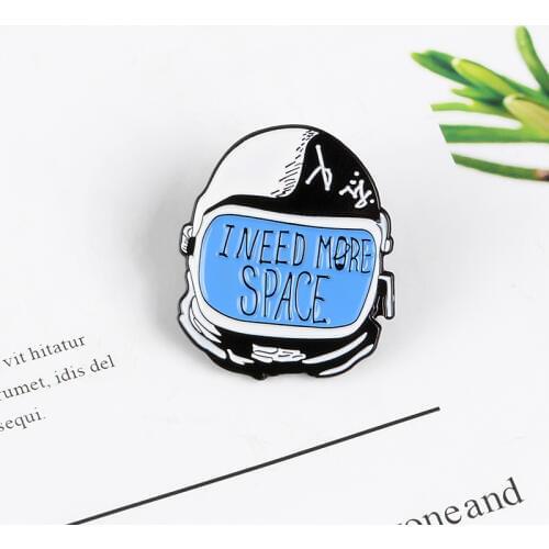 Astronaut Helmet Brooch I Need More Space Creative Romance Cosmic Starry Sky For Astronaut Badge Backpack Ornaments Gifts