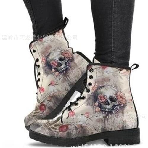 2021 British Pu womens shoes fashion work boots Large Print autumn womens high top skull Martin boots