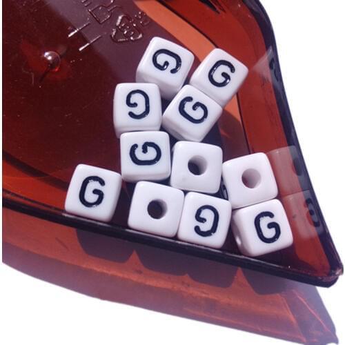 Free Shipping 550PCS/Lot 10*10MM Square Cube Shape Black Single Letter G Printing White Alphabet Beads for Name Bracelet Making