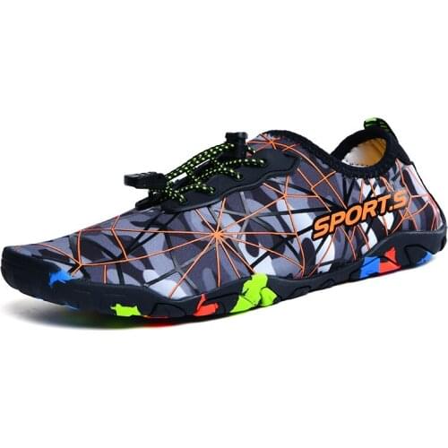 2021 Unisex Five Fingers Swimming Beach Upstream Shoes Breathable Lovers Wading Shoes Couple Camo Water Shoes Footwear Sneakers