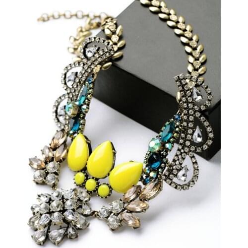 Multicolor Crystal Yellow Resin Waterdrop Pendant Necklace For Women Elegant Statement Necklace Indian Jewelry Accessory