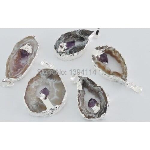 Natural Onyx Geode Silce With Purple Quartz Point Irregular Pendants Of Silve r Cladding 30-40 mm Long