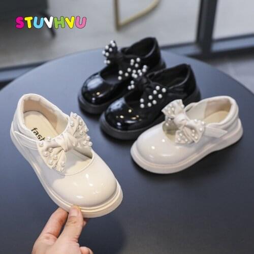 Childrens Shoes Girls Patent Leather Autumn Fashion Pearl Bow Princess Little Girl Shoes Single Slip Soft Kids Shoe Black White