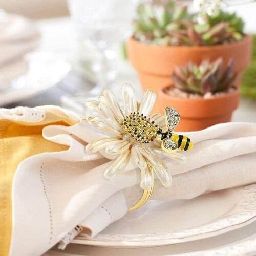HGHO Set of 6 Daisy Sunflower Napkin Rings Gold Bee Napkin Ring Holders for Formal or Casual Dinning Table Decor