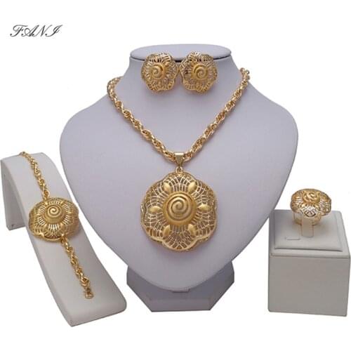 Fani 2018 Wholesale Dubai Gold Color Brand Jewelry Set Nigerian Wedding Fashion African Beads woman accessories Jewelry set