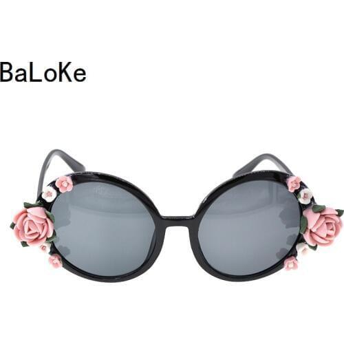 Fashion Baroque Retro Girls Flowers Sunglasses Retro Brand Oversize Round Sunglasses Women Outdoor Summer Beach Glasses