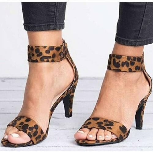 Summer New Open Toe Round Head Stiletto Womens Sandals Bag Zipper Suede Slimming Word Womens Shoes