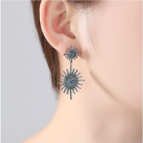 2020 New Earrings Copper Gold-plated Inlaid High Quality AAA Zircon Color Atmosphere Fashion Womens Earrings Gift Jewelry