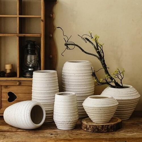 White Ceramics Flower Vases Various Shape Matte Surface Simple Innovative Modern Vases for Home Office Decor M56