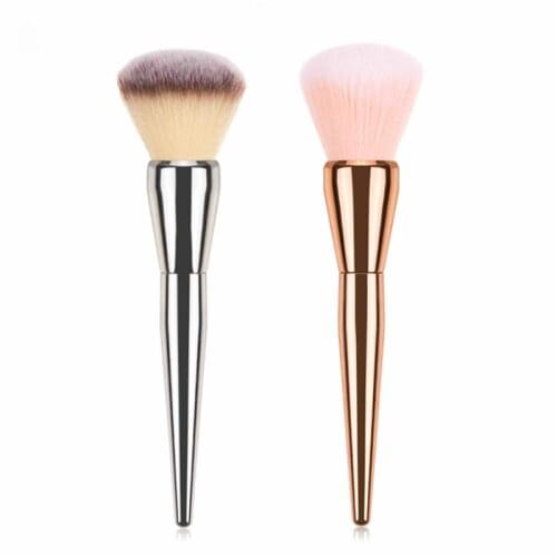 1Pcs Very Big Liquid Foundation Blush Makeup Brush Large Soft Round Nylon Plastic Handle Cosmetic Brush Face Powder Makeup Tools