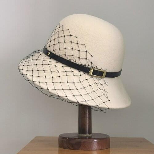 Autumn Winter New Style Elegant Retro Mesh Belt Decorated Fisherman Hat Ladies Basin Cap Casual Black Cloche Hat Felt Hat Gorros