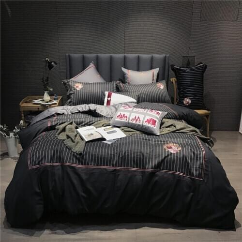 New 80S Egyptian cotton Embroidery Royal Bedding sets Black Stripe Queen King mans Duvet cover Bed sheet set Pillowcase 4/6pcs