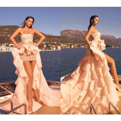 2021 Hi Lo Prom Dresses Sexy Strapless Tiered Skirts Ruffles Evening Dress Formal Short Lace Appliques Cocktail Prom Gowns