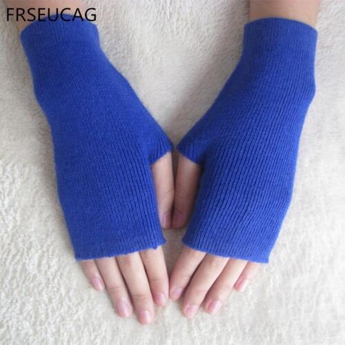 Hot ladies fashion wild cashmere gloves solid color knit short half-finger gloves autumn and winter models multicolor optional