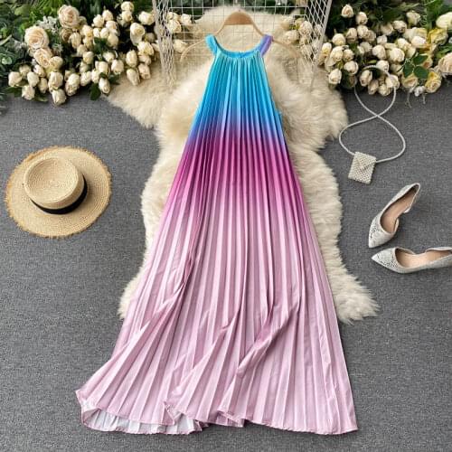 New Summer Beach Vacation Sleeveless Slim Long Dress Fashion Rainbow Gradient Color Pleated Loose Dress