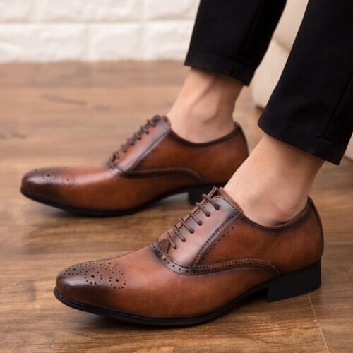 New British Gentleman Vintage Brwon Black Brogue Leather Shoes Men Casual Loafers Business Formal Dress Footwear Zapatos Hombre