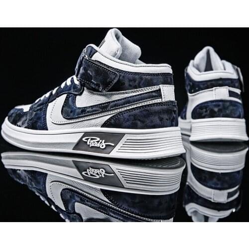 Luxury Trend Men Casual Shoes Fashion Sneakers Light Breathable Men Loafers Shoes High Quality Hot Sale Comfortable Men Shoes